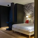 The Royal Snail Hotel 4*