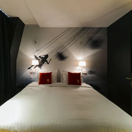 The Royal Snail Hotel