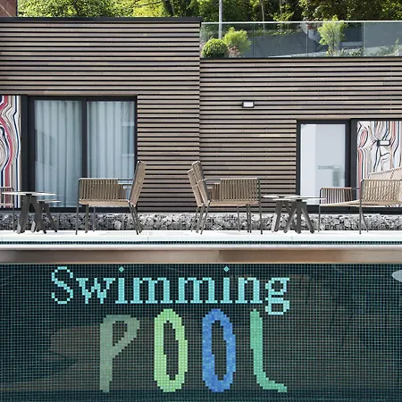 Hotel The Royal Snail 4*