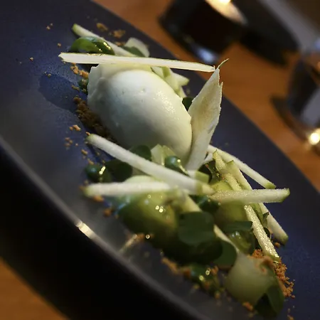 Hotel The Royal Snail 4*