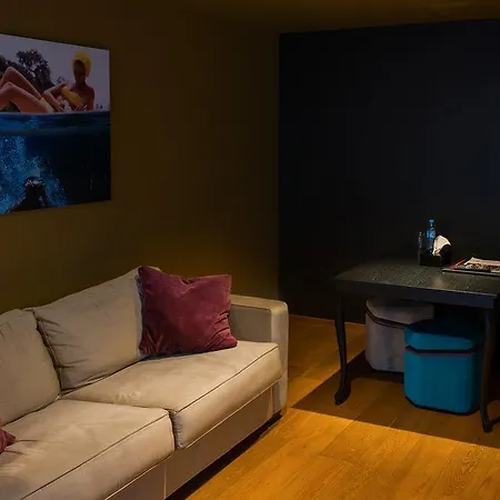 The Royal Snail Hotel