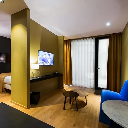 The Royal Snail Hotel