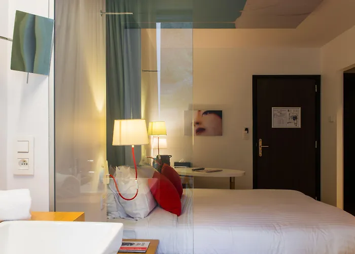 The Royal Snail Hotel