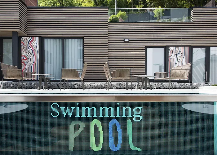 Hotel The Royal Snail 4*