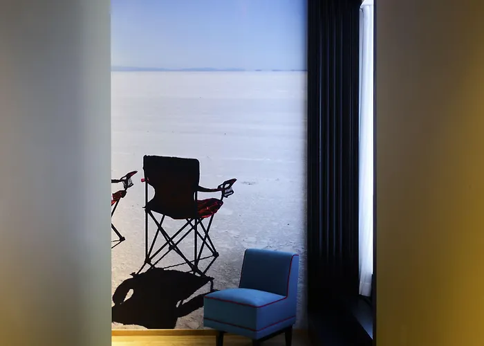 Hotel The Royal Snail 4*