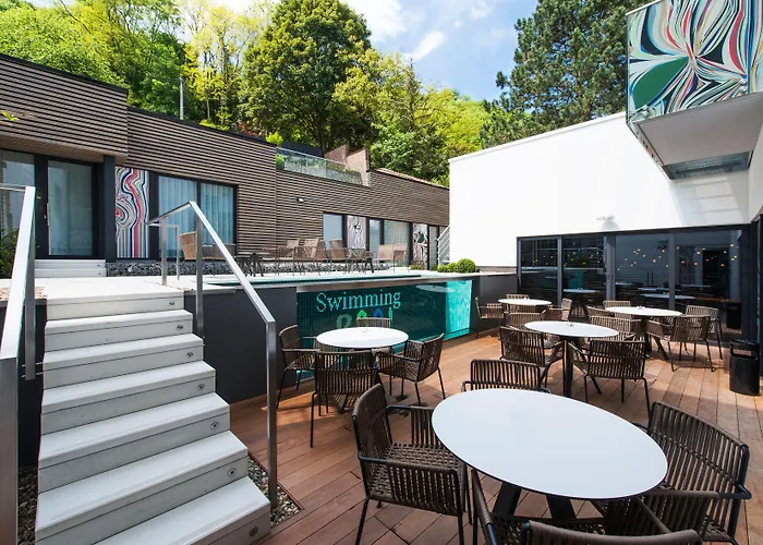 The Royal Snail Hotel