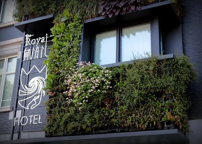 The Royal Snail Hotel 4*